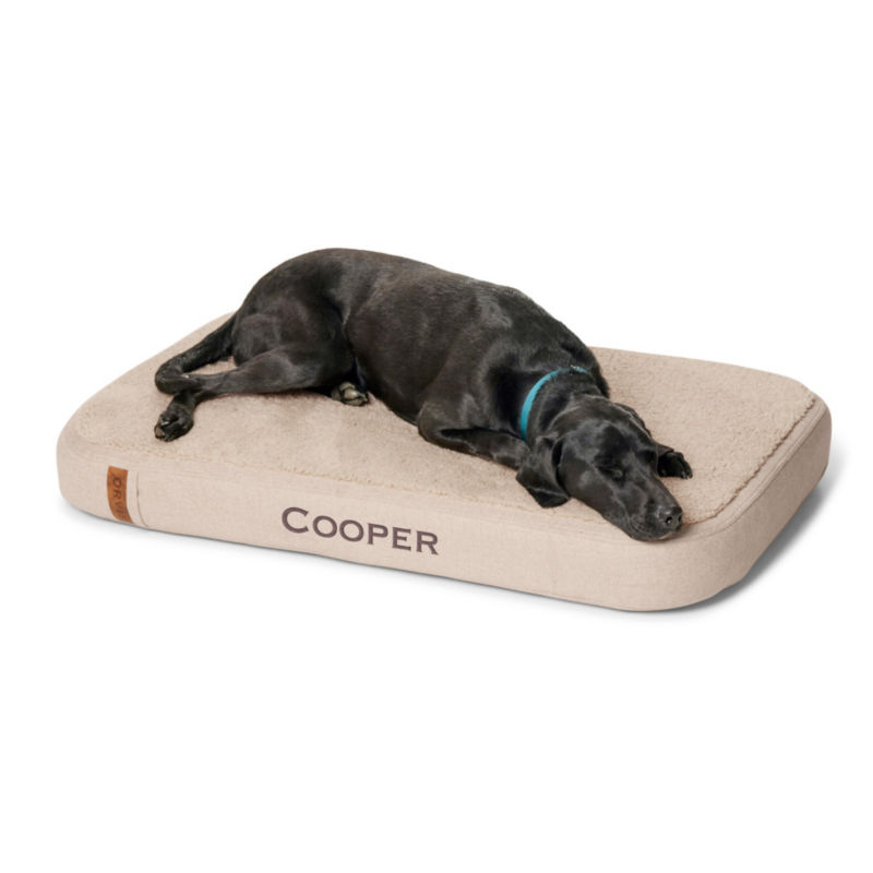 Orvis RecoveryZone FleeceLock Lounger Dog Bed